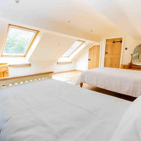 Four Bed Barn Conversion Junction 37 38 M1 Barnsley Bagian luar foto