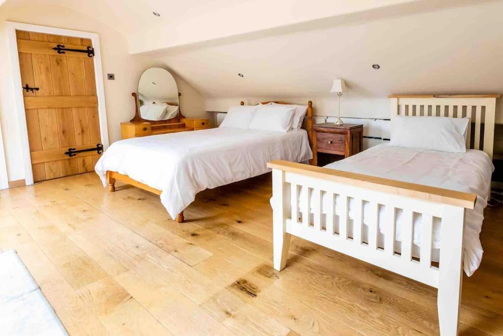 Four Bed Barn Conversion Junction 37 38 M1 Barnsley Bagian luar foto