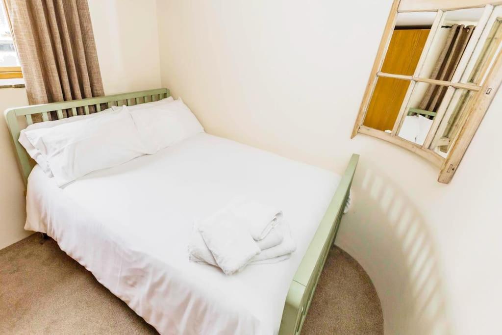Four Bed Barn Conversion Junction 37 38 M1 Barnsley Bagian luar foto