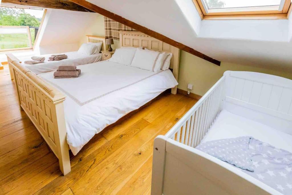 Four Bed Barn Conversion Junction 37 38 M1 Barnsley Bagian luar foto